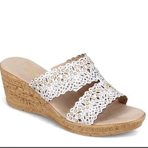 Onex Therese White Leather Studded Cork‎ Wedge, Size 11, EUC